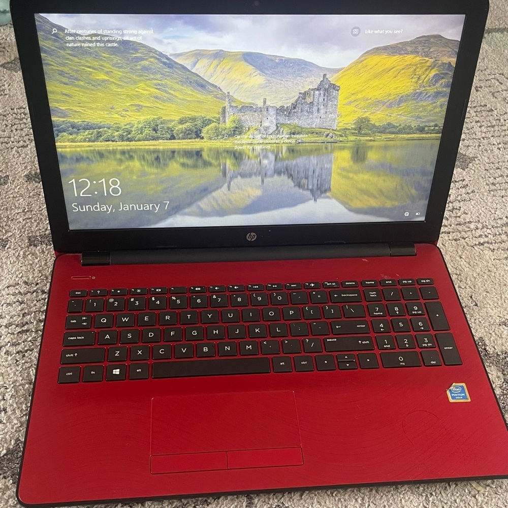 HP Laptop Red